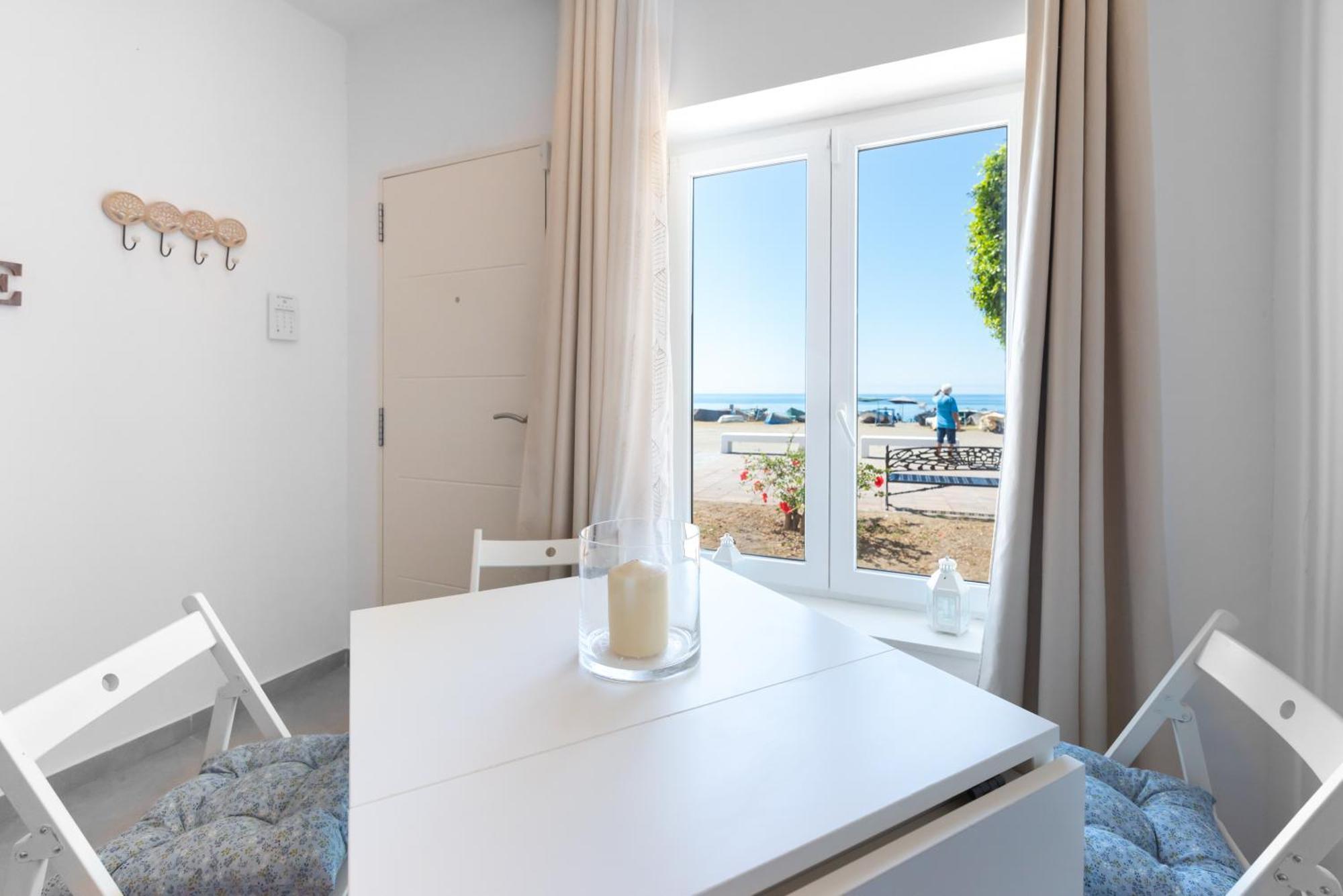 Wintowinrentals Dream Home On The Beachfront La Cala Del Moral 外观 照片