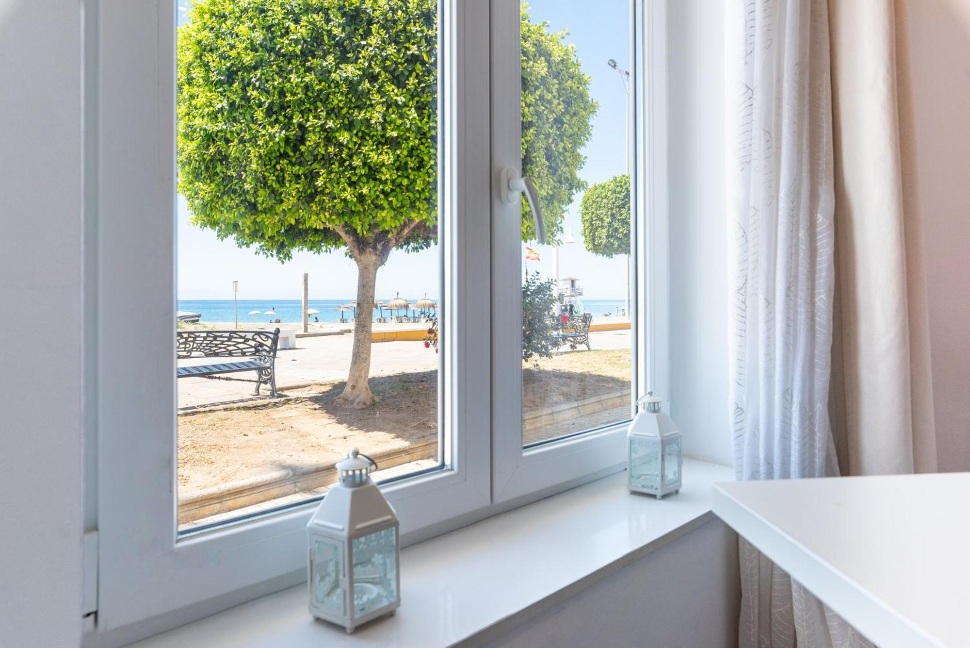 Wintowinrentals Dream Home On The Beachfront La Cala Del Moral 外观 照片